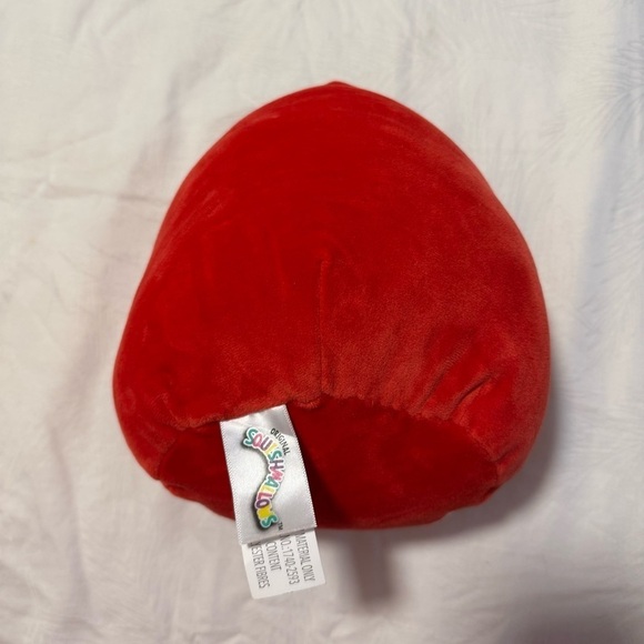 Squishmallows Julian red luchador stuffed toy - Picture 3 of 4